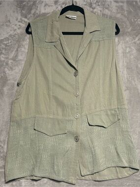 Saint Germain Silk Tank Top Women’s Green Metal Buttons